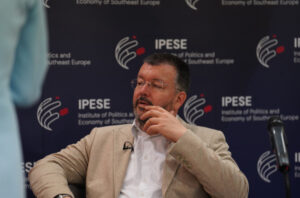 255839_ipese-panel-kim-10062026-0006_f